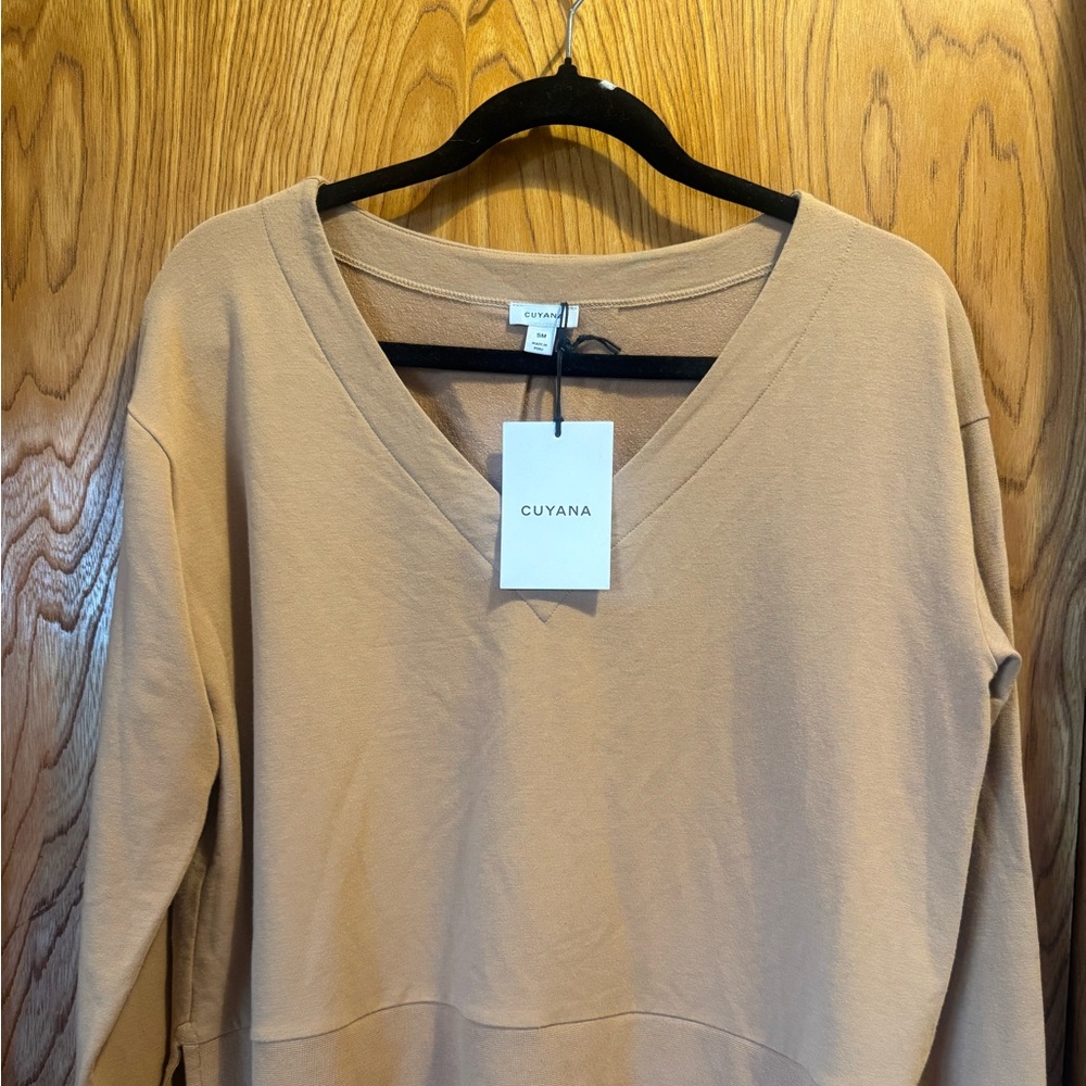 Cuyana V-Neck French Terry Top